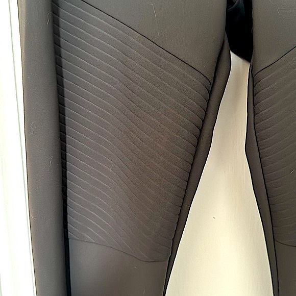 NWOT! Athleta Moto Leggings! - Picture 3 of 7